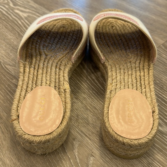 GUCCI Women's espadrille slide with Interlocking G - Picture 5 of 12